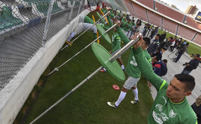 ¿Dos equipos?
