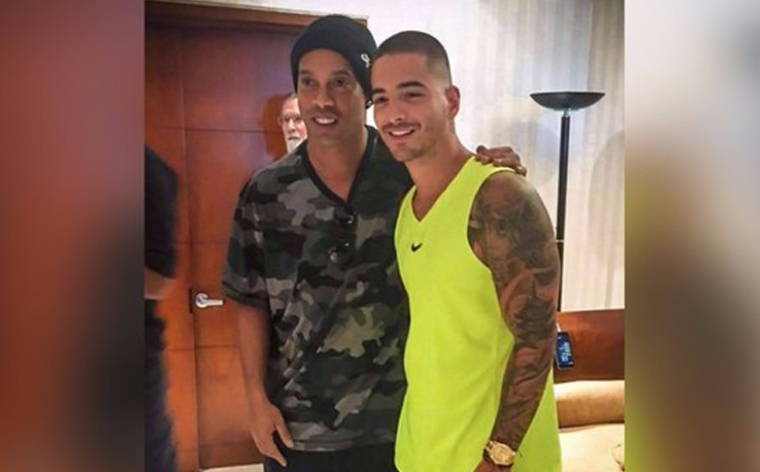 ¿Ronaldinho  y  Maluma?