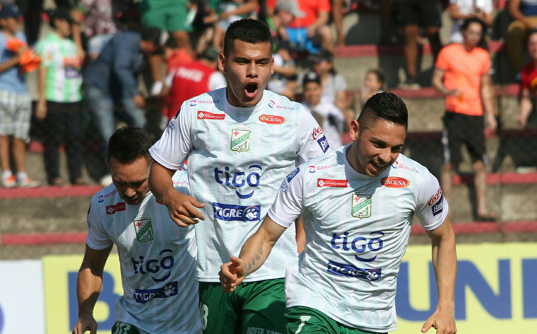 Alí Meza como único delantero