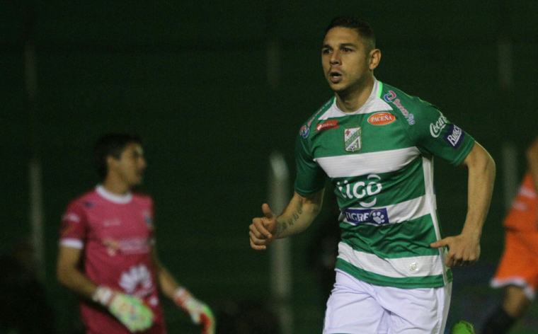 Alí Meza no se va al Vitoria