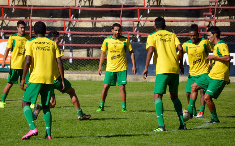 Arce y Ramallo adelante