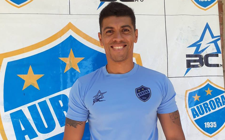 Aurora suma a Díaz 