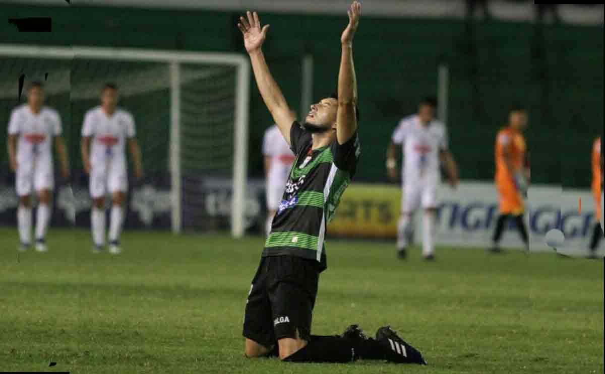 Azogue y Lizio con opciones en Chile