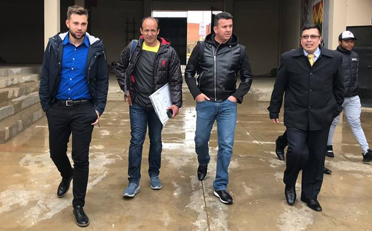 Baldivieso pone pie en Always Ready