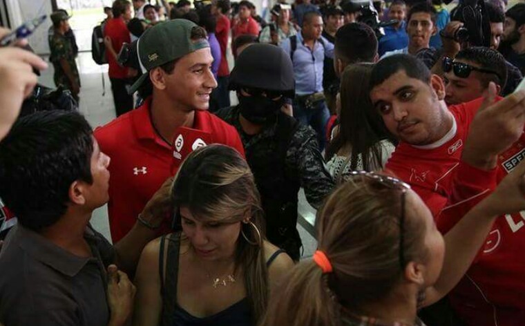 Bauza no mostró el equipo base que juega hoy