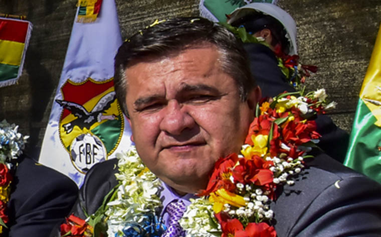 Blanco pide unión
