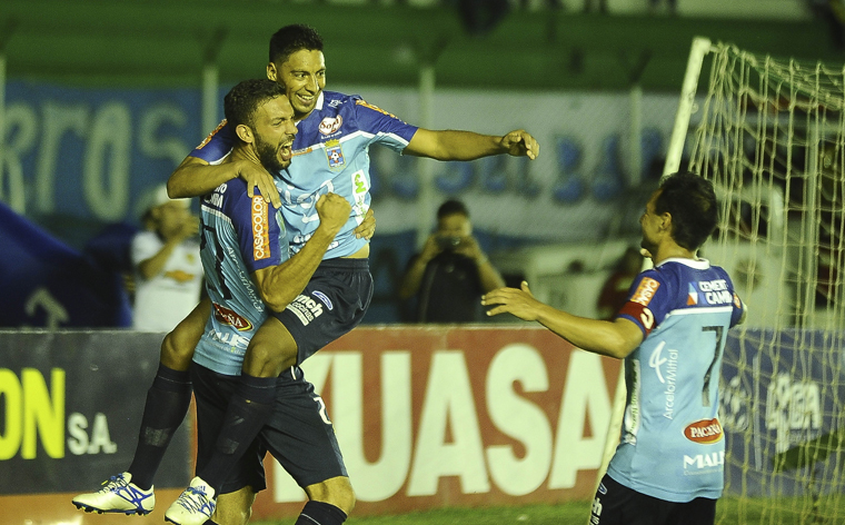 Blooming con todos sus titulares