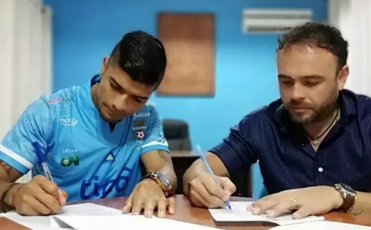 Blooming incorpora a dos