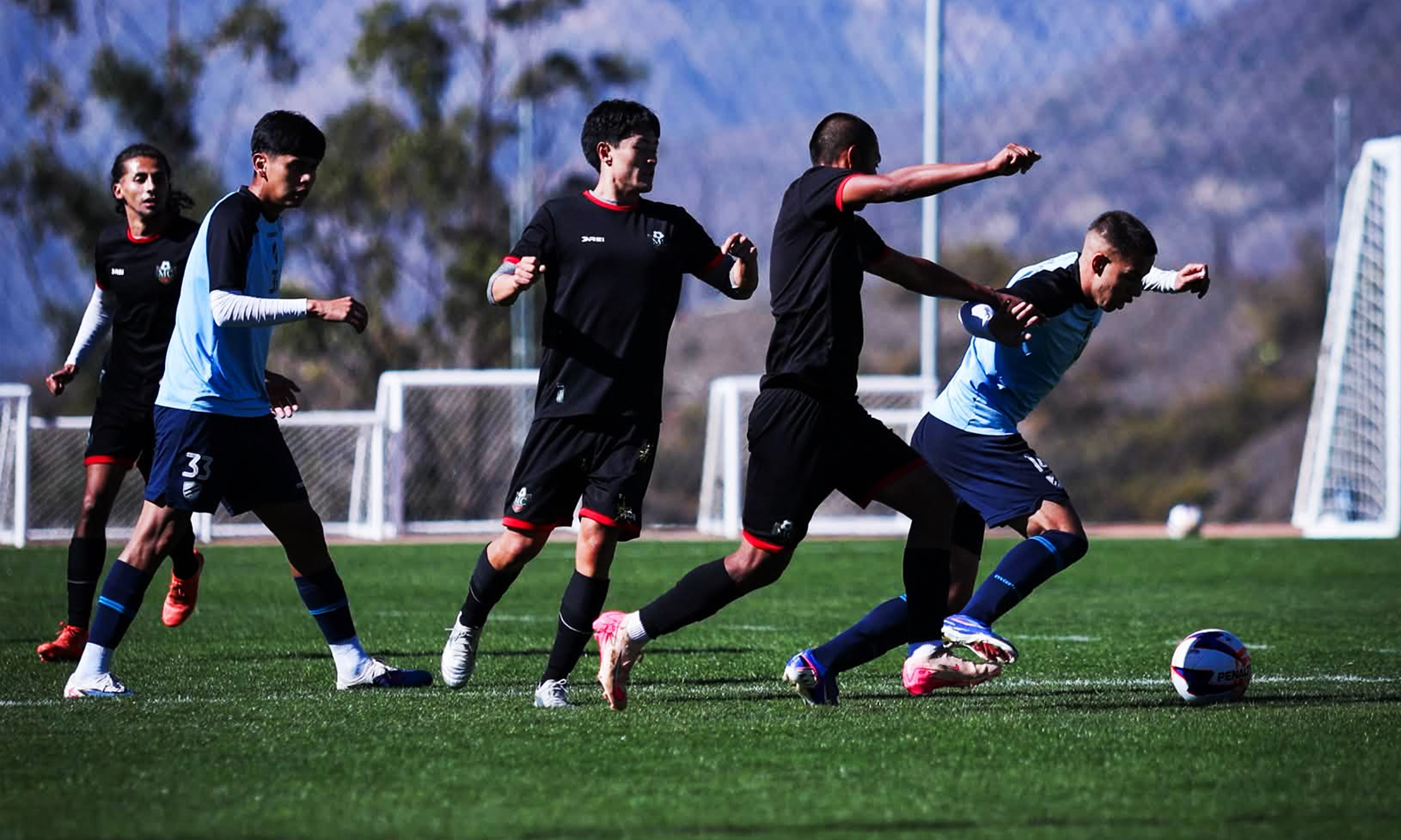 Bolívar tuvo fútbol este domingo