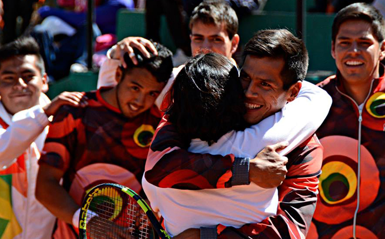 Bolivia avanza en la Davis