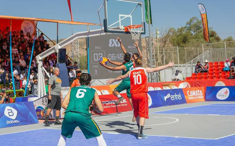Bolivia comienza su carrera en el básquet