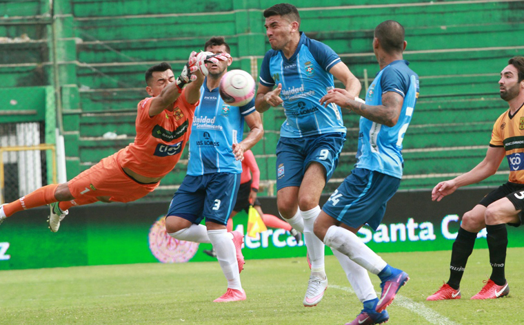 Clásico anejo en Santa Cruz
