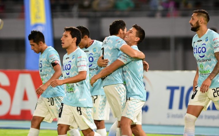 Clásico para Aurora