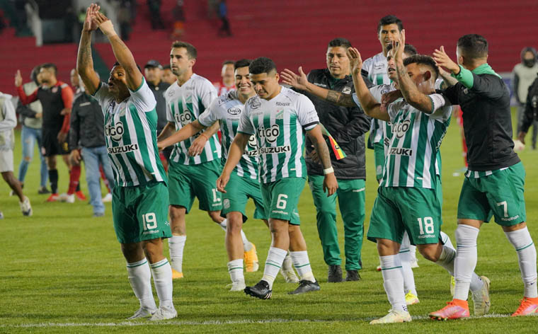 Con plantel mermado