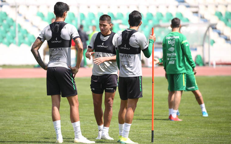 Conflictos perjudican a la selección 