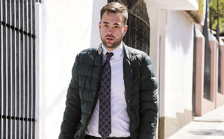 Costa acepta la sanción pero no acepta críticas