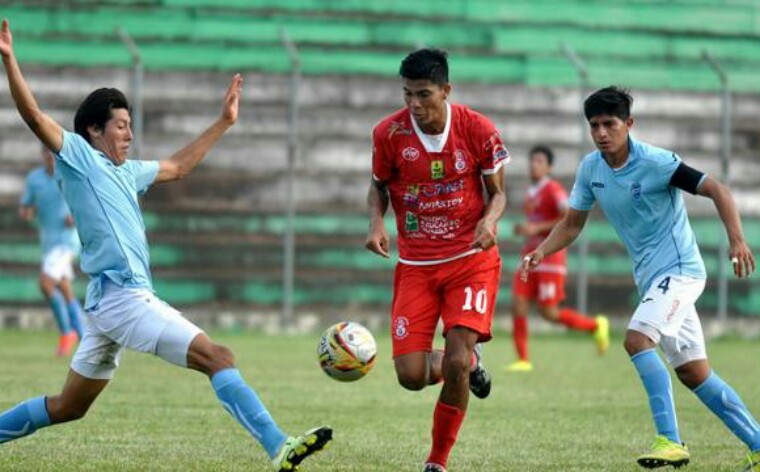 Cuatro equipos siguen en carrera