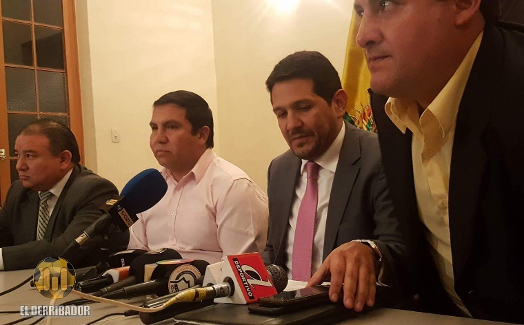 Denuncia de la dirigencia