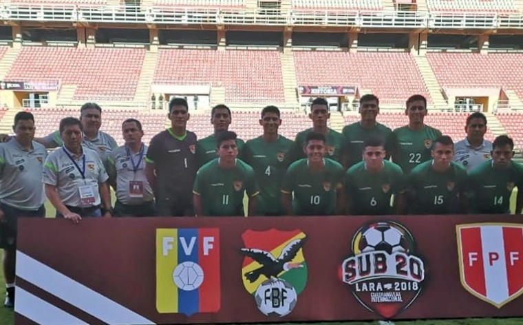 Derrota en el primer partido