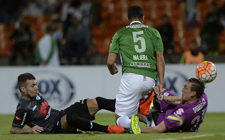 Despedida con bronca