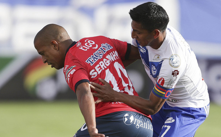 Dos potencias en el Bermúdez