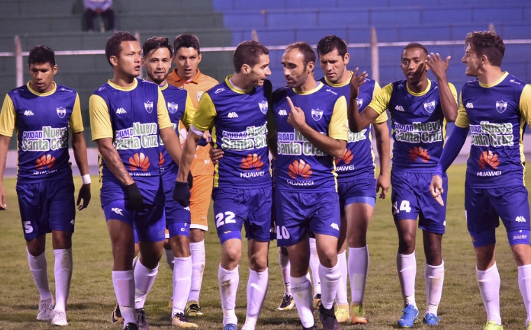 Edivaldo y Vogliotti al frente