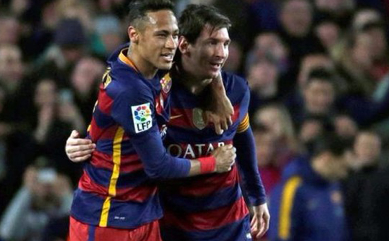 El Barcelona sigue líder