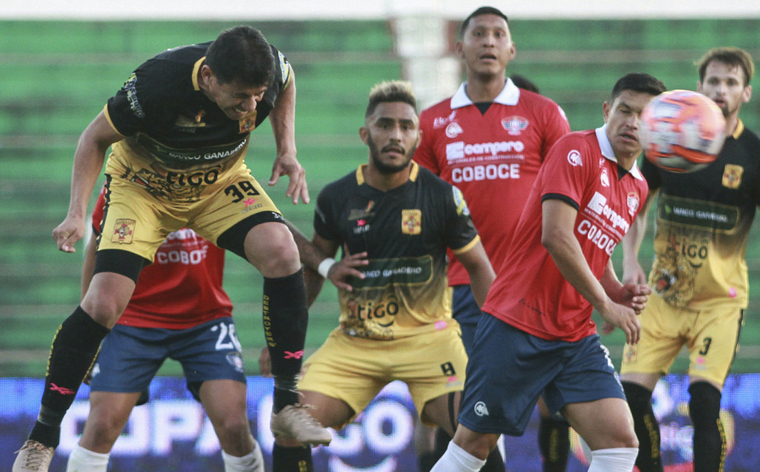 El Canario se comió un invicto