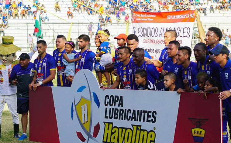 El Delfín que espera a Bolívar