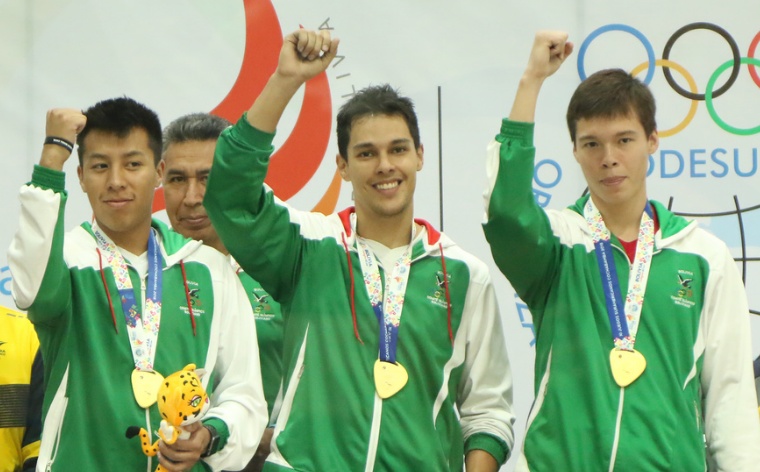 El oro es del raquet 