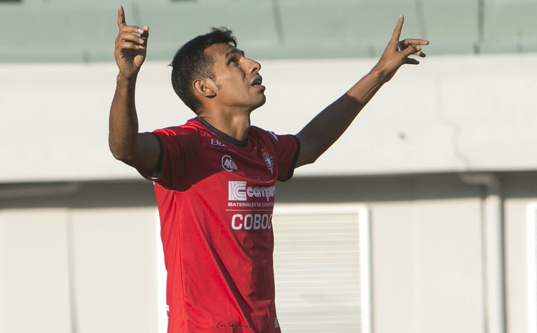 El Rojo viene con cuidados