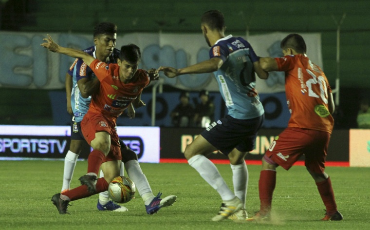 Empate en el Tahuichi