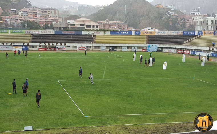 En busca de todos los Santos