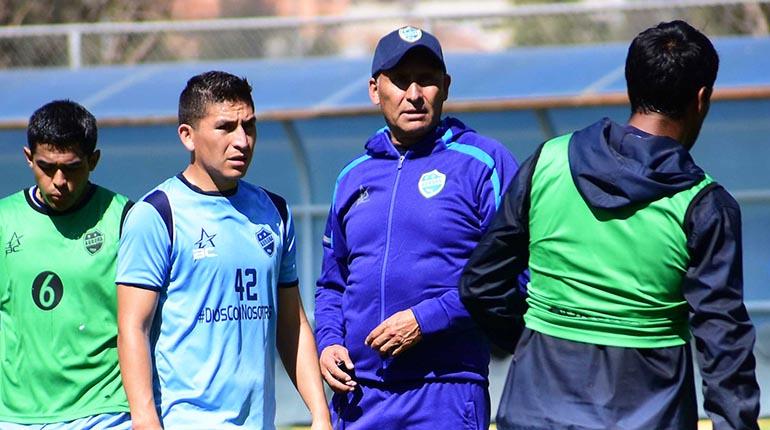 Ferrufino quiere delanteros