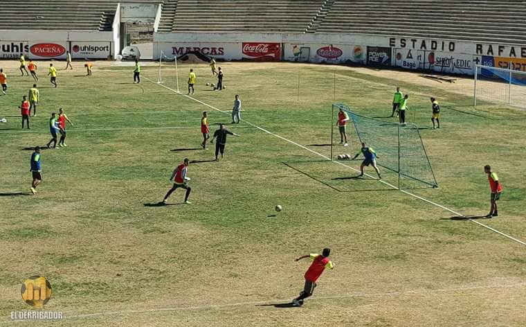 Fútbol el jueves