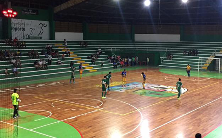 FUTSAL: Lizondo y CRE son punteros