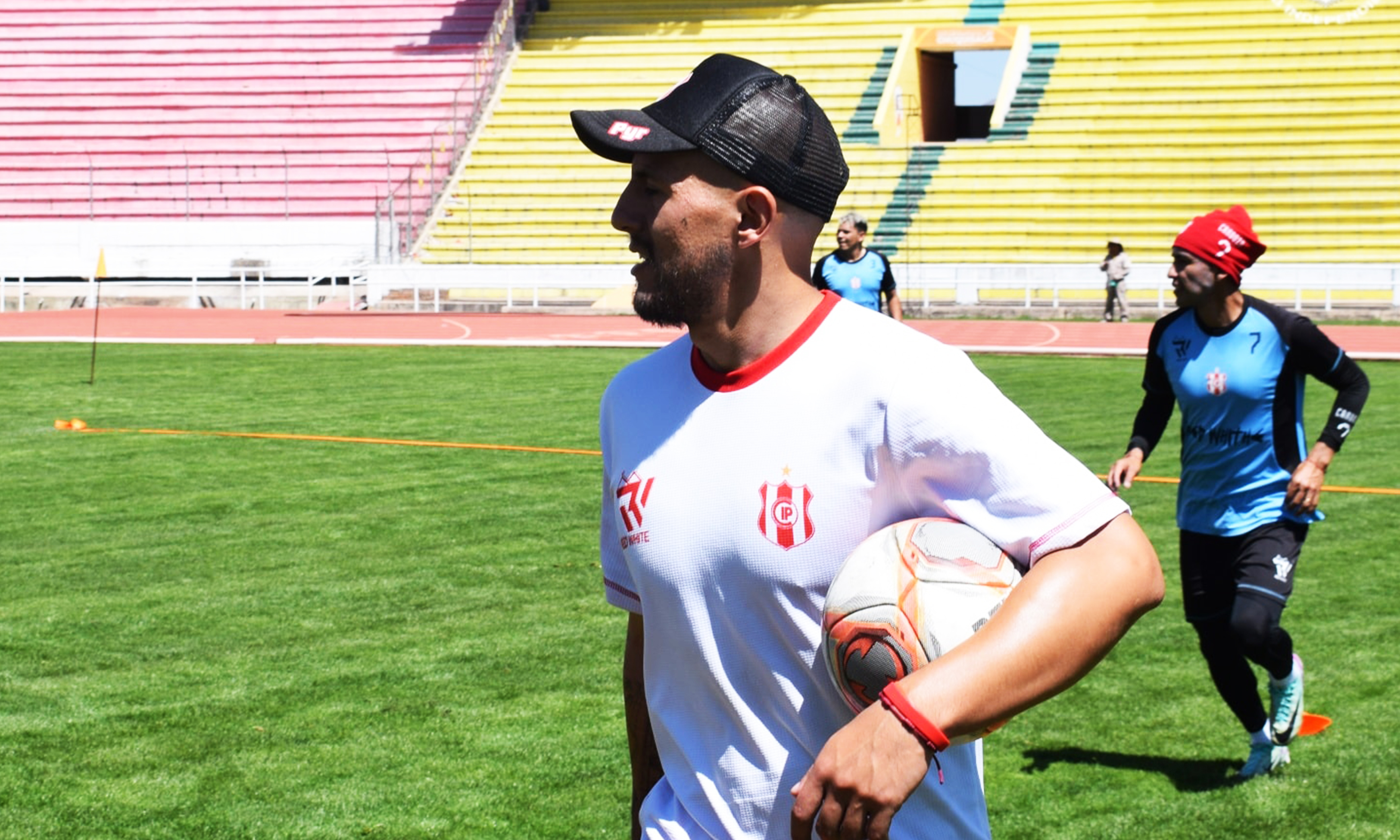 Hinojosa quiere repetir fiesta en La Paz