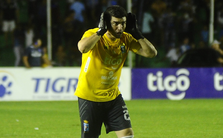 Hugo Suárez fuera por 45 días