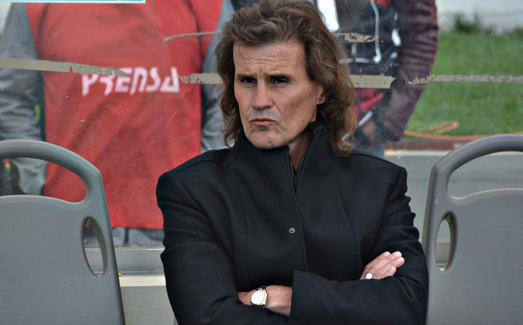 Insua se queja