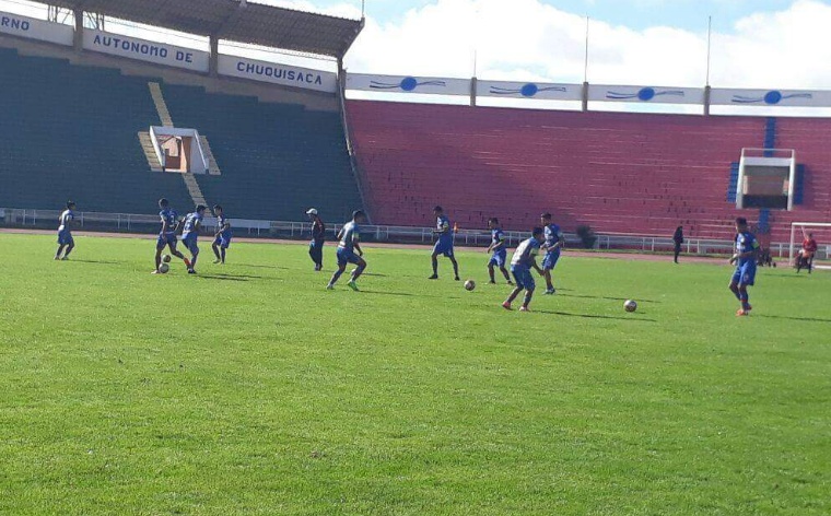 Juegan los chicos