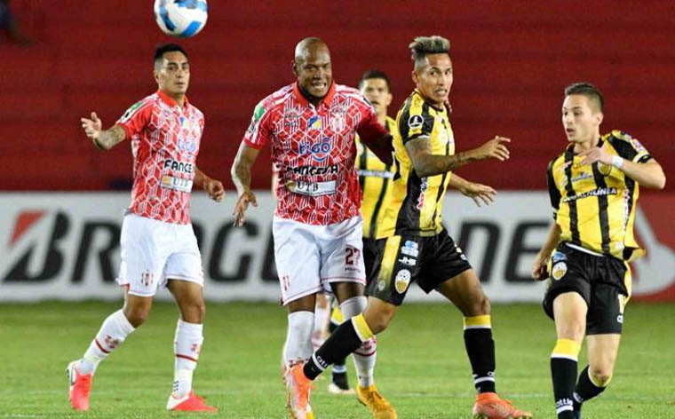 Juegan por el honor deportivo