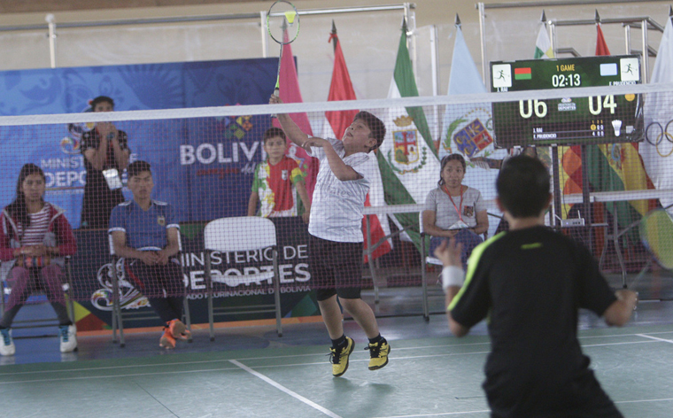La Paz se hace con el nacional de bádminton