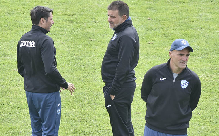 La pretemporada de Bolívar podría ser afuera