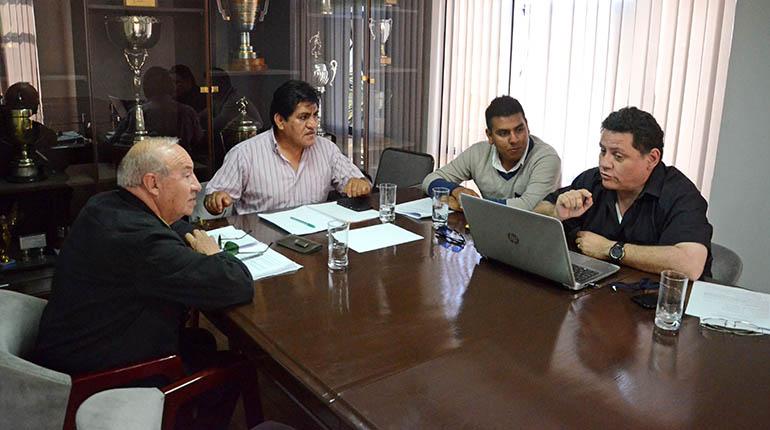 Las elecciones siguen sin fecha