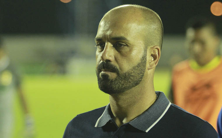 Leitao deja San José 