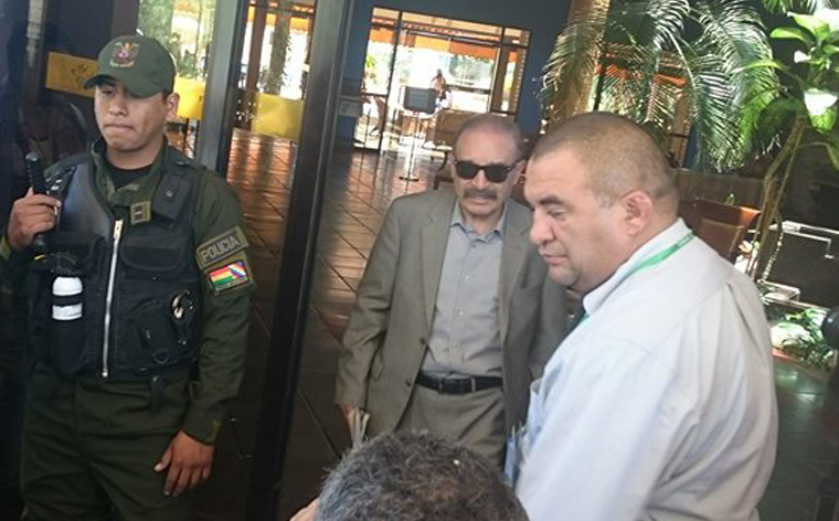 Loayza levantó las manos
