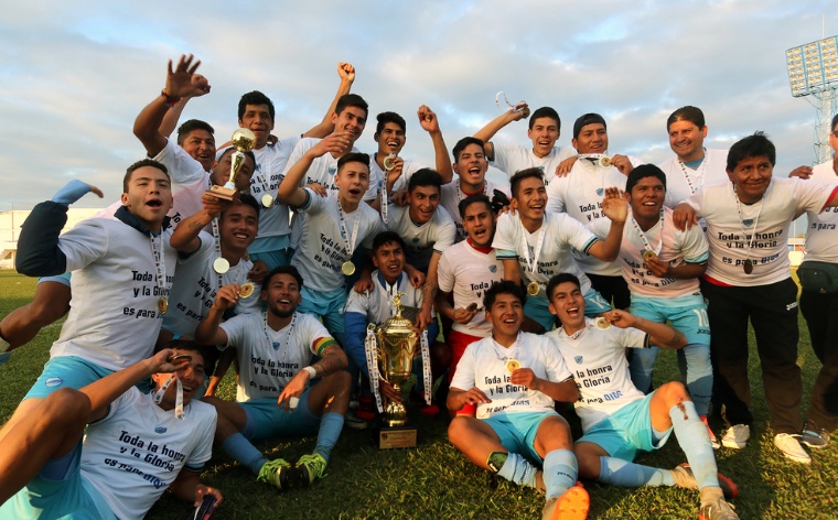 Los chicos de Bolívar campeones