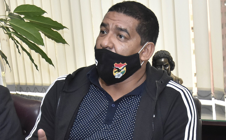 Marco Rodríguez molesto