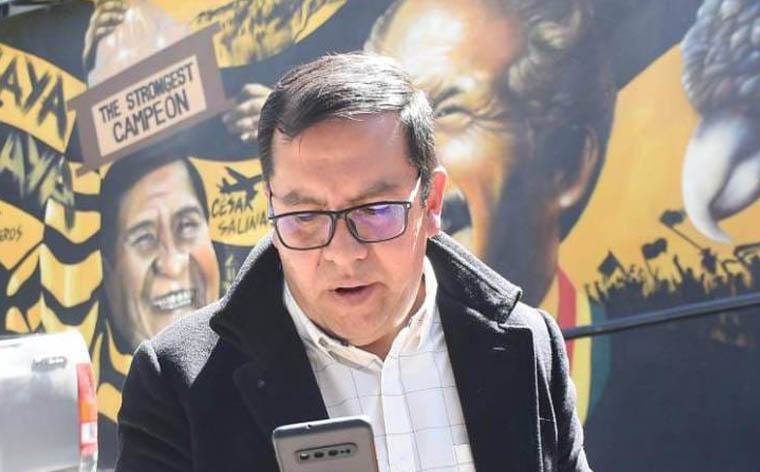 Montes busca la solución 