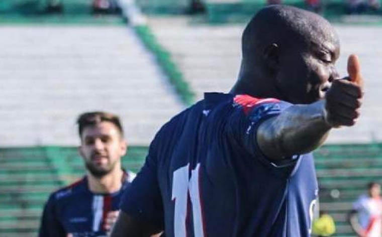 Mosquera cerca de Oriente Petrolero